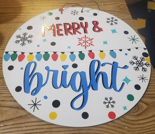 Marry and Bright 12” Round Wood Sign
