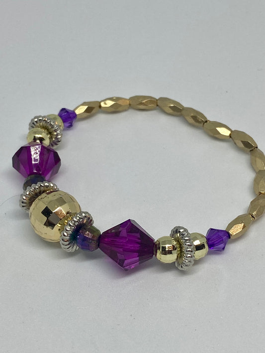 6" beaded flexible bracelet purple and gold