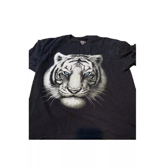 White Bengal Tiger With Blue Eyes  Black short sleeve T-shirt XL