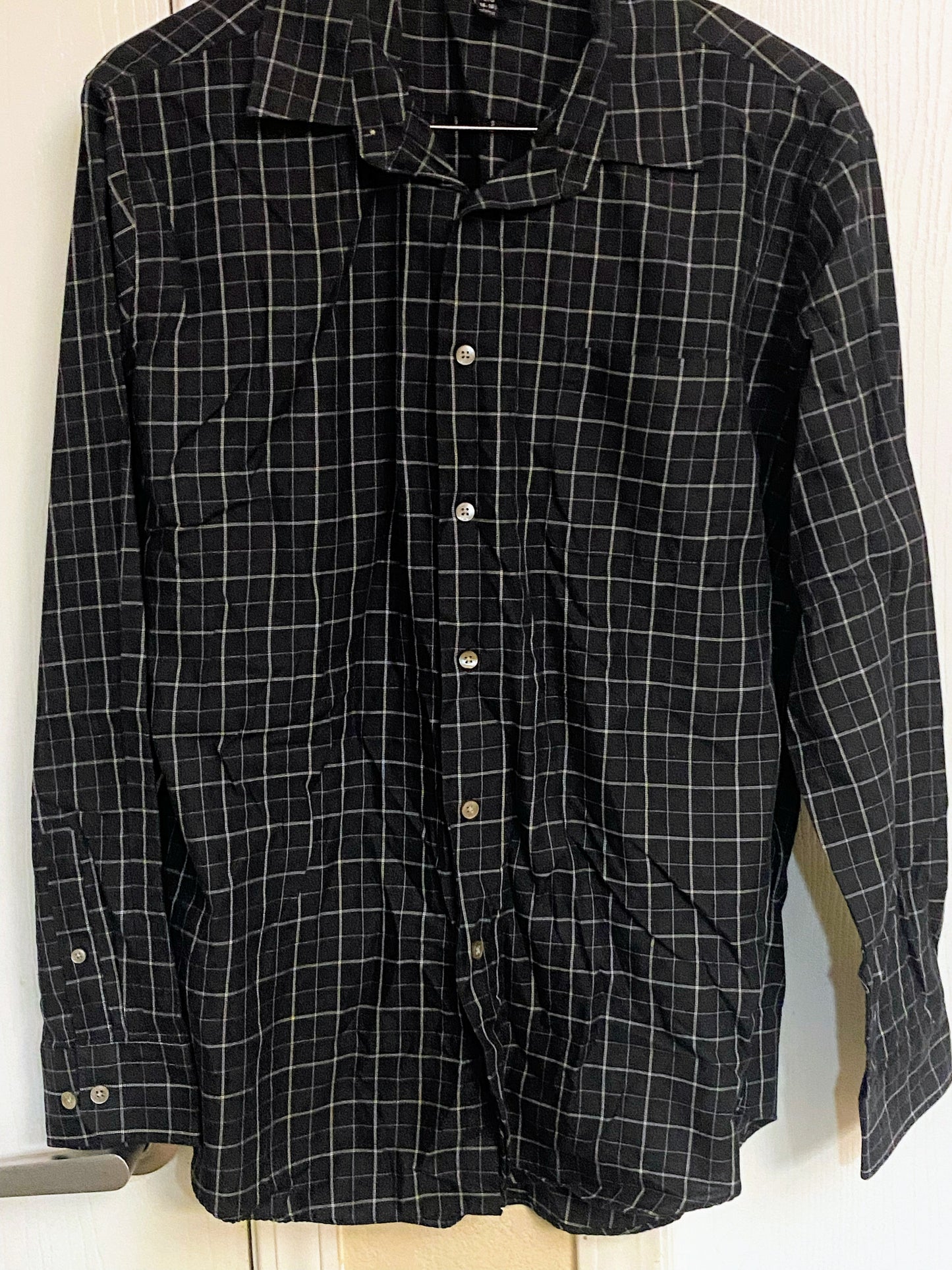 Van Heusen Men's Plaid Button up Long Sleeve Shirt Black White L