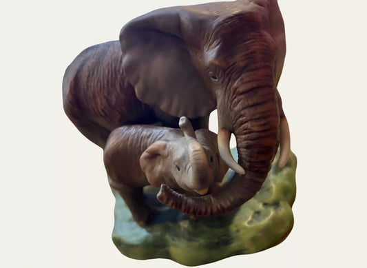 Franklin Mint. African Elephant. 1989 Home decor