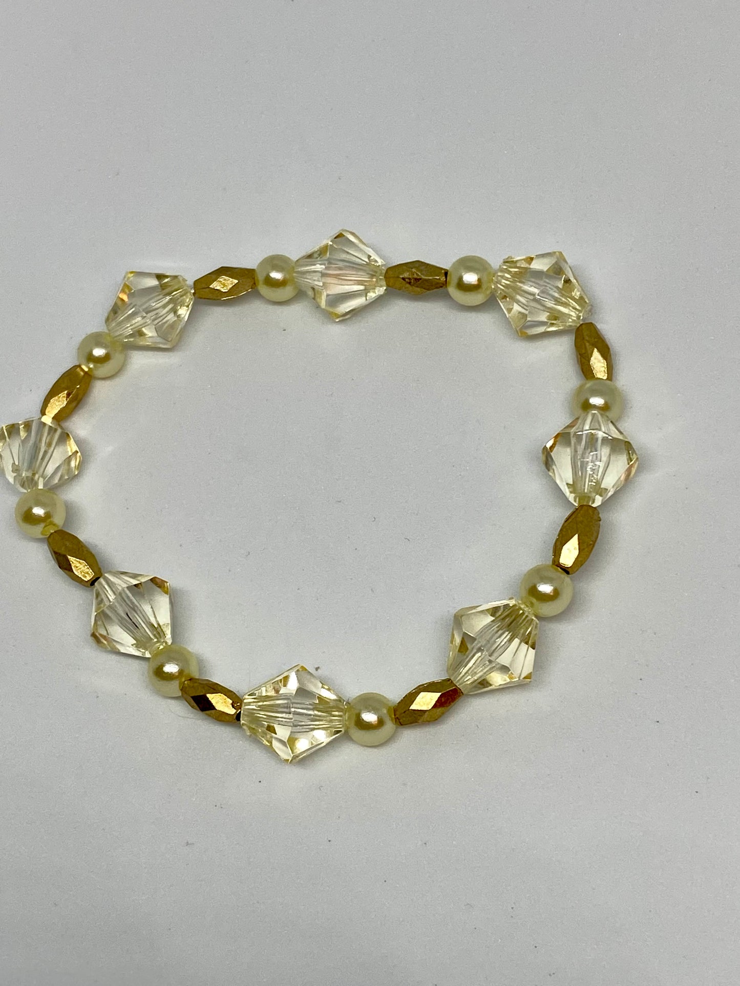 beaded flexible bracelet gold and clear